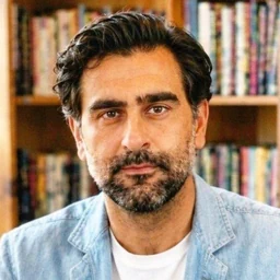 امیر مهاجری
